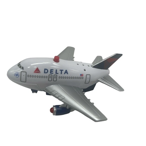 Delta Airplane Air Plane Pull Back Toy Small Figure - Picture 5 of 9